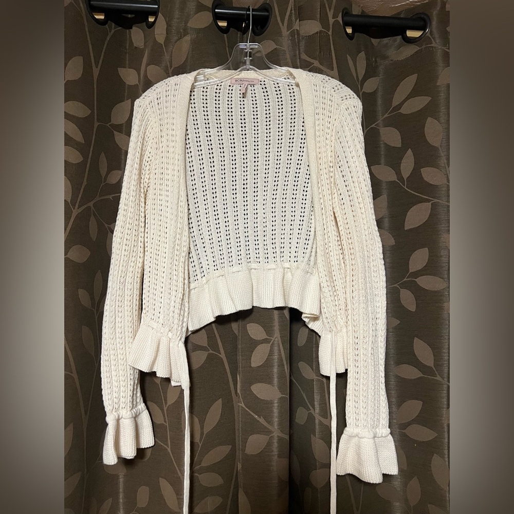 BCBGeneration Cream Open-Knit Ruffle-Cuff Cropped Cardigan